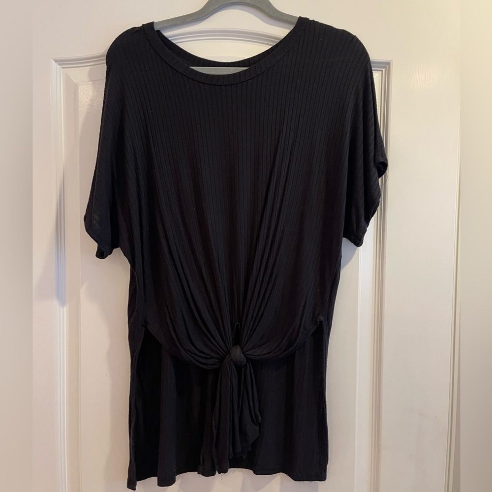 Vine & Love Front Tie Tee